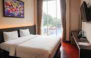 Bedroom 6 Oasis Siliwangi Hotel & Waterpark 