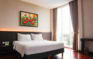 Bedroom 4 Oasis Siliwangi Hotel & Waterpark 