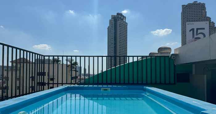 สระว่ายน้ำ Pas Cher Hotel de Bangkok