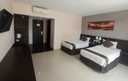 Kamar Tidur 4 Grand Hawaii Hotel