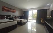 Kamar Tidur 3 Grand Hawaii Hotel