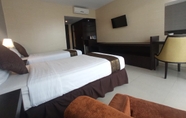 Lainnya 7 Grand Hawaii Hotel