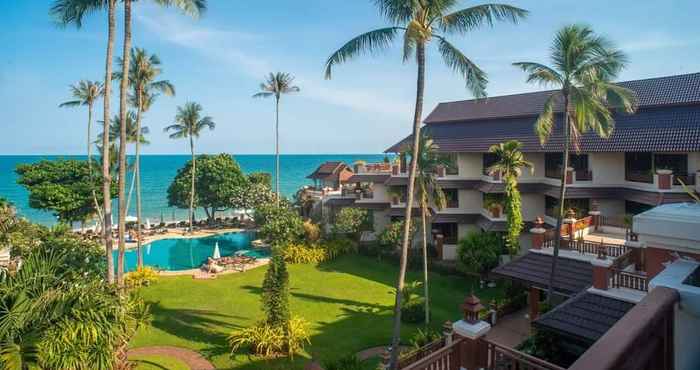 Kolam Renang Aloha Resort