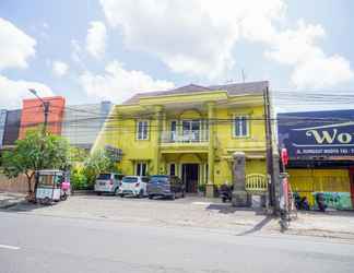 Exterior 2 Homestay Babussalam Rungkut Mitra RedDoorz