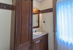 Others 3 Inez Apartment 1