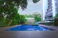 สระว่ายน้ำ Swiss-Belhotel Pondok Indah