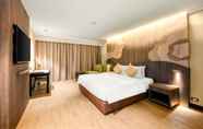 ห้องนอน 6 Amora Beach Resort Phuket (SHA Extra Plus)
