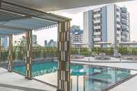 Swimming Pool Oakwood Residence Sukhumvit Thonglor Bangkok 