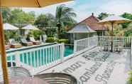 Swimming Pool 5 Taman Asih Bingin Homestay