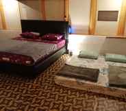 Kamar Tidur 6 Andaliman House