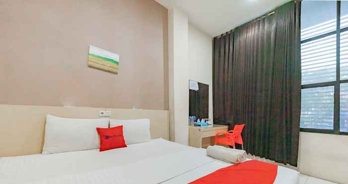 Bedroom RedDoorz near Pasar Tarapung Siring Banjarmasin