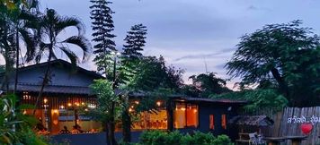 Common Space 2 Umphangburi Resort