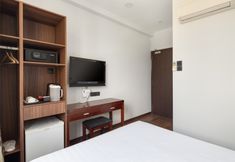Bedroom 5 The Quay Hotel West Coast