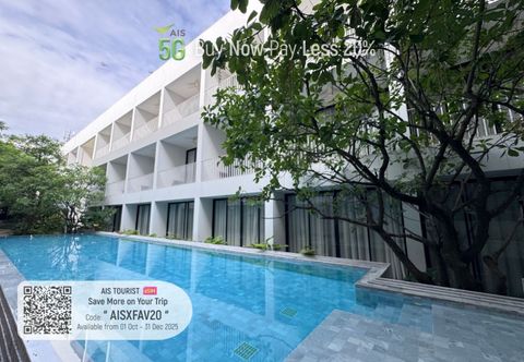 Exterior CHERN Bangkok Boutique Hostel