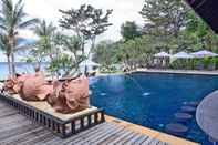 Swimming Pool Le Vimarn Cottages & Spa