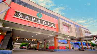 Bên ngoài 4 Sapadia Hotel Cirebon