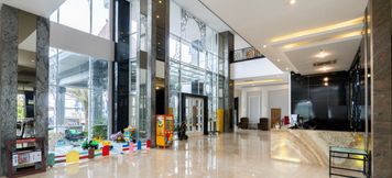 Lobby 3 Grand Serela Yogyakarta