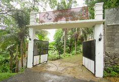 Exterior 2 RedDoorz Syariah near Ngade Lake Ternate