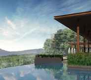 Swimming Pool 4 Royal Tulip Gunung Geulis Resort and Golf