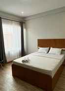 BEDROOM RedDoorz Premium @ Jalan Diponegoro Lampung