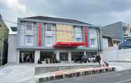 Bangunan 5 RedDoorz Premium @ Jalan Diponegoro Lampung