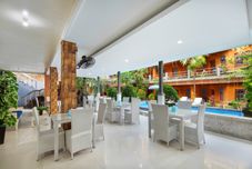 餐厅 Lumbung Sari Hotel Legian