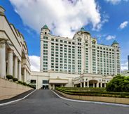 Exterior 3 Waterfront Cebu City Hotel and Casino 