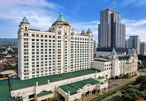 Exterior Waterfront Cebu City Hotel and Casino 