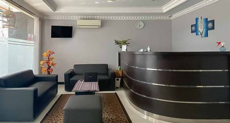 Lobby 2 Losmen Family Syariah Bypass Juanda Mitra RedDoorz