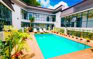 Swimming Pool 2 Erus Suites Hotel Boracay