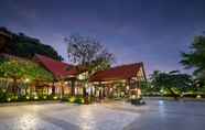 Lobi 3 Grand Istana Rama Hotel