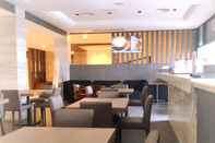 Bar, Cafe and Lounge Hotel Tarakan Plaza 