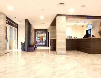 Lobby 2 Hotel Tarakan Plaza 