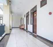 Others 7 Urbanview Hotel de Kopen Malang by RedDoorz