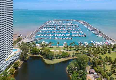 Exterior Ocean Marina Resort Jomtien