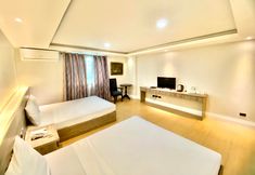 Bedroom 4 Hotel Euroasia by Bluebookers