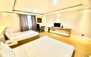 Kamar Tidur 5 Hotel Euroasia by Bluebookers