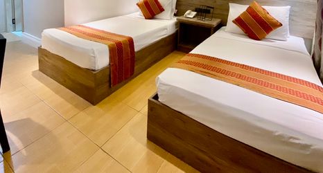 寝室 2 Hotel Euroasia by Bluebookers