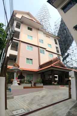 Kim Hotel @ Morleng, SGD 41.77