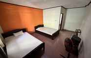 Phòng ngủ 2 HOTEL WARTA SARI
