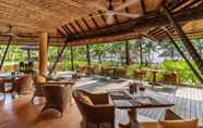 Restoran 7 High Season Pool Villa & Spa