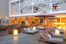 酒吧、咖啡厅和休息室 The Bandha Hotel & Suites