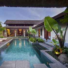 Swimming Pool 1 Bumbak Park Villas By Nakula, Proyek Villa Eriberto 호텔