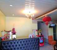 Lobby 3 BnT Inn Cebu powered by Cocotel