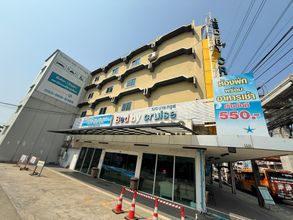 外部的 4 Bed by Cruise @ Samakkhi-Tivanont