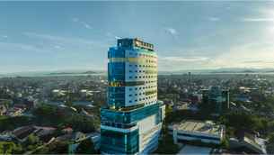 Melia Makassar, Rp 884.224