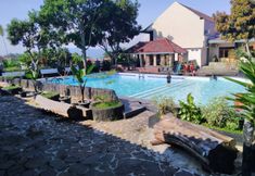 游泳池 3 Hotel Purnama Mulia