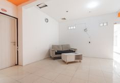 Others 6 RedDoorz Syariah near BTC Fashion Mall