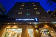 Bangunan Grand Watergate Hotel