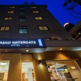 Exterior / Building 1 Grand Watergate Hotel, McDonald's Shibuya Pratunam Hotels